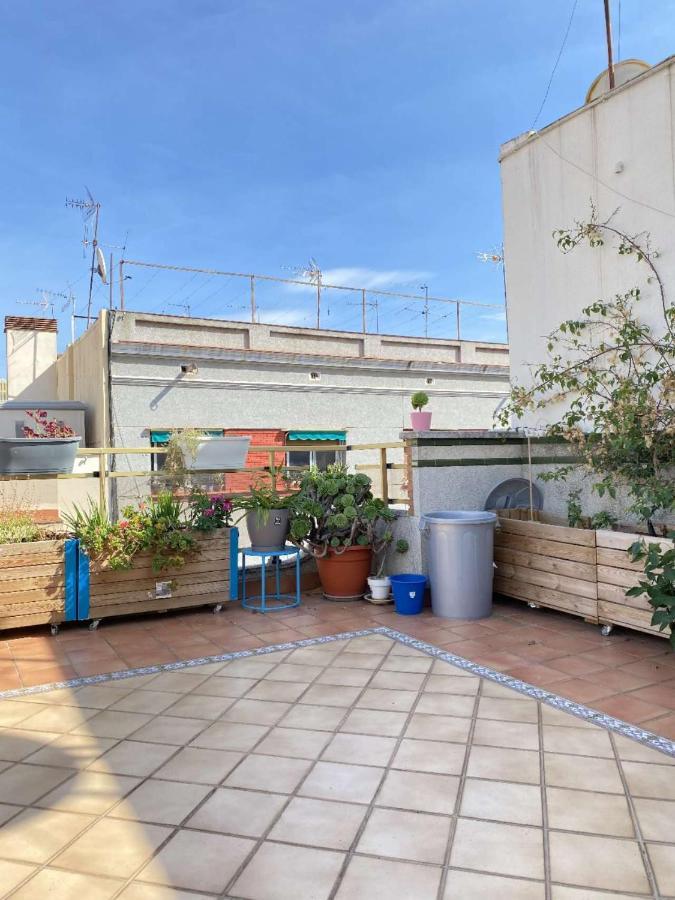 Luna L'Hospitalet de Llobregat Exterior photo