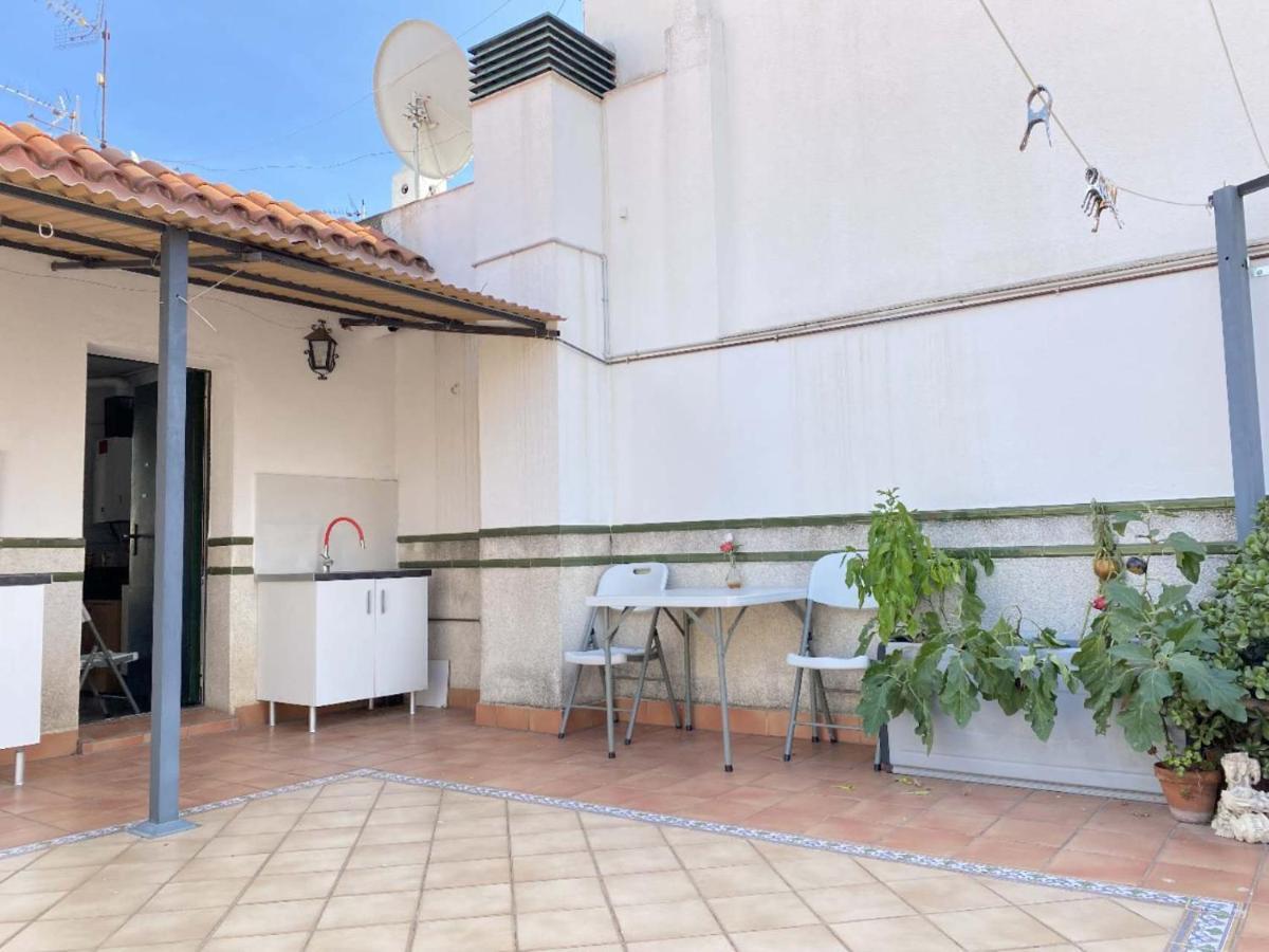 Luna L'Hospitalet de Llobregat Exterior photo